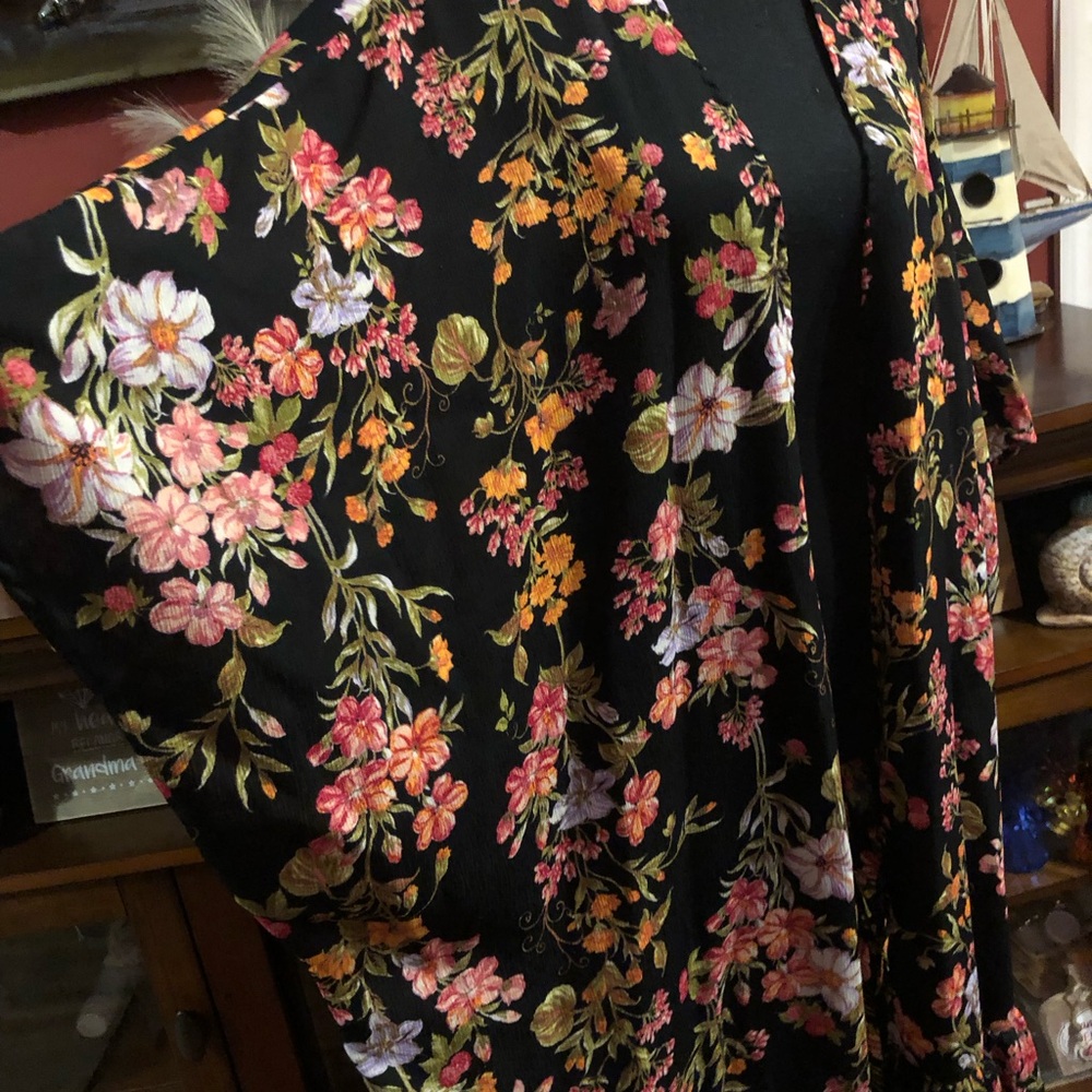 Black Floral Kimono Robe with Pink & Yellow Blooms - Picture 10 of 15